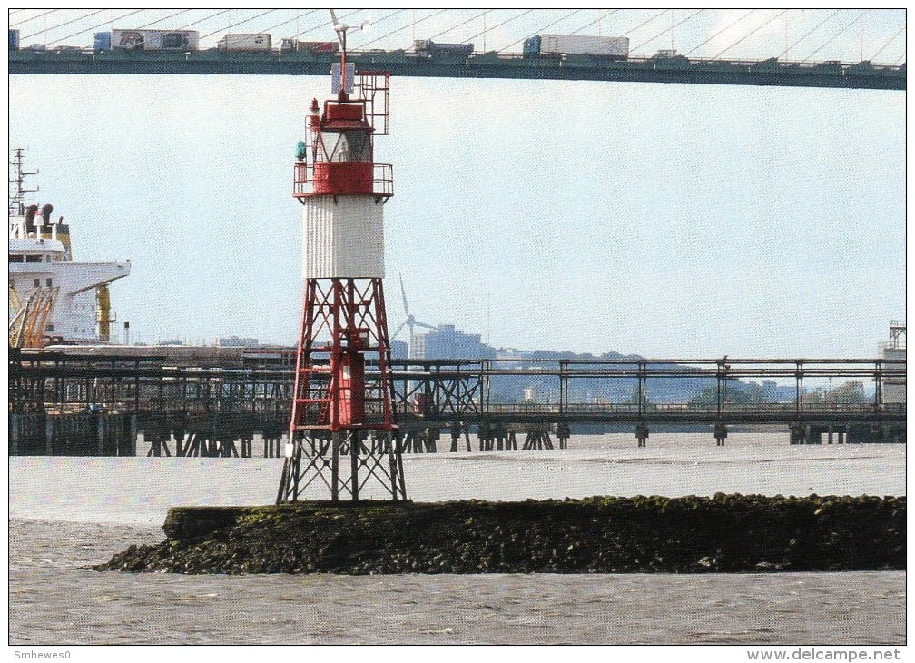 Postcard - Stoneness Lighthouse, River Thames. SMH65C - Lighthouses