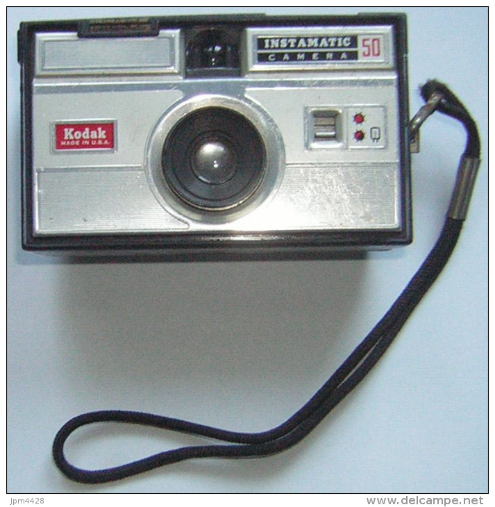 Appareil Photo Kodak Instamatic  Caméra 50,  état Voir Les Scans. - Cámaras Fotográficas