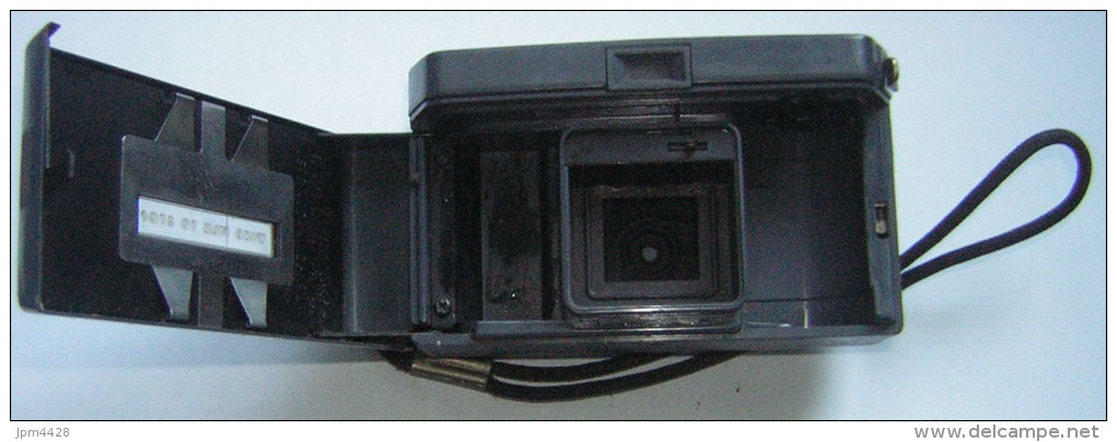 Appareil Photo Kodak Instamatic  Caméra 50,  état Voir Les Scans. - Cámaras Fotográficas