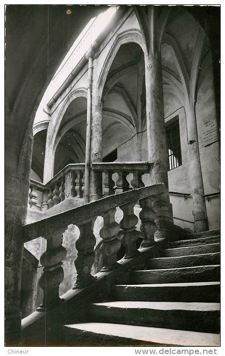 PEZENAS HOTEL DU BARON DE LACOSTE L'ESCALIER - Pezenas