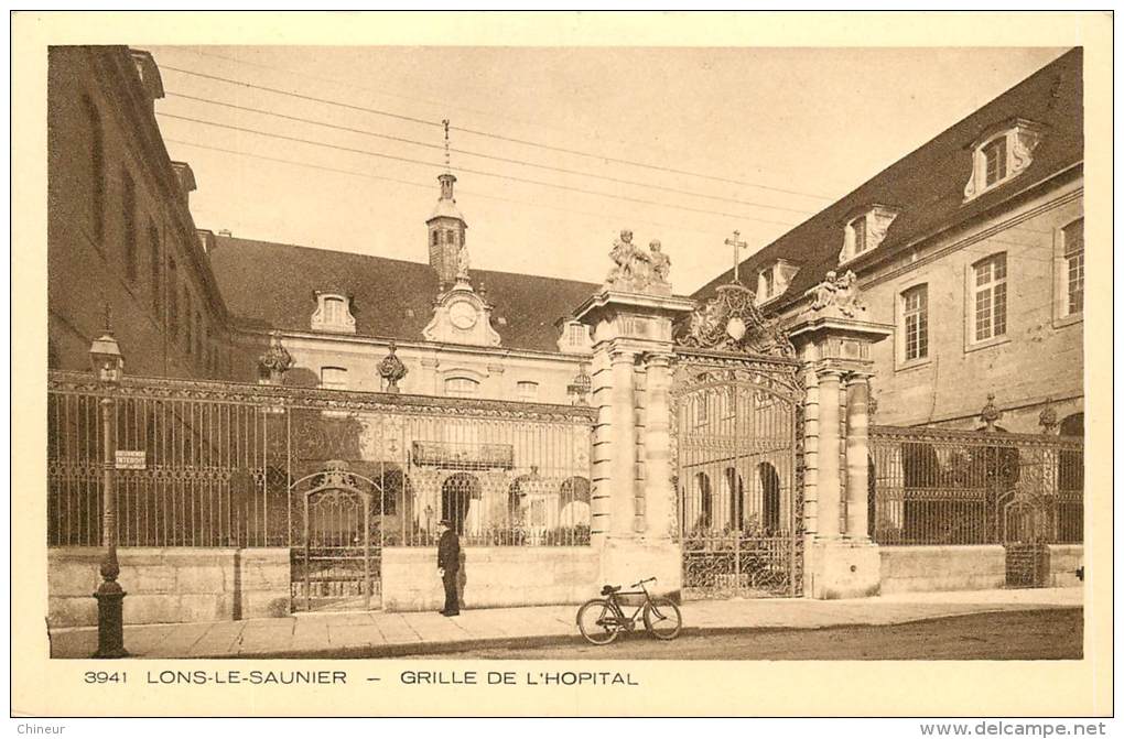 LONS LE SAULNIER GRILLE DE L'HOPITAL - Lons Le Saunier