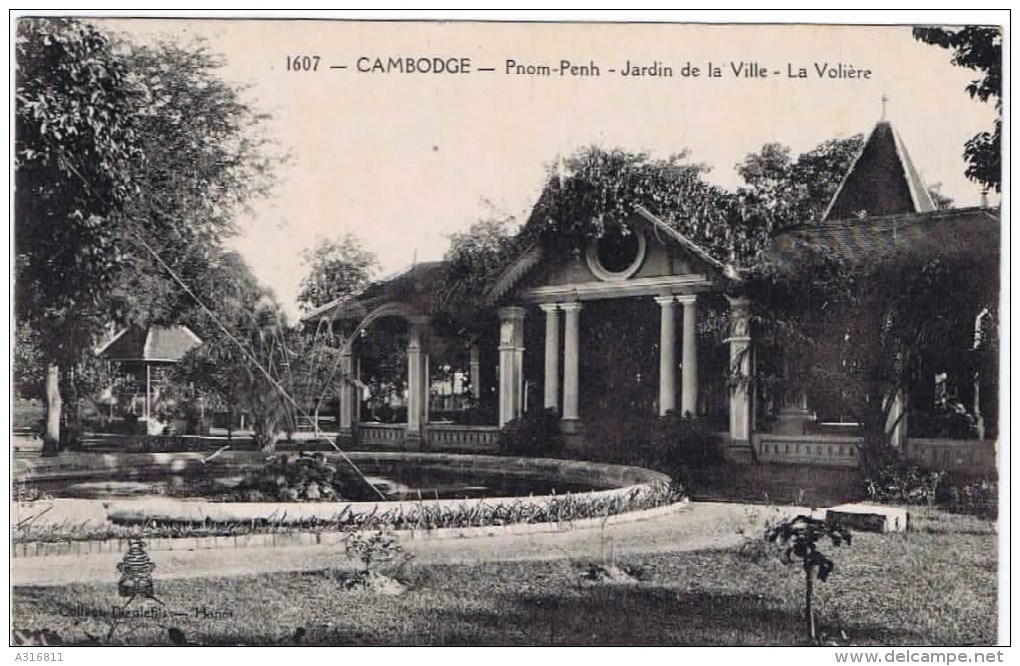 Cpa  CAMBODGE  Pnom Penh Jardin De La Ville La Voliere - Cambodge