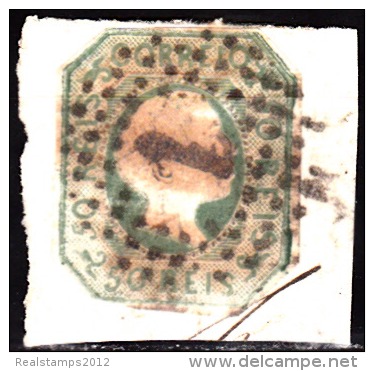 PORTUGAL - 1855-1856,  D. Pedro V. Cabelos Lisos.  50 R.   Verde Amarelo (sobre Fragmento)   (o) MUNDIFIL  Nº 8 - Used Stamps