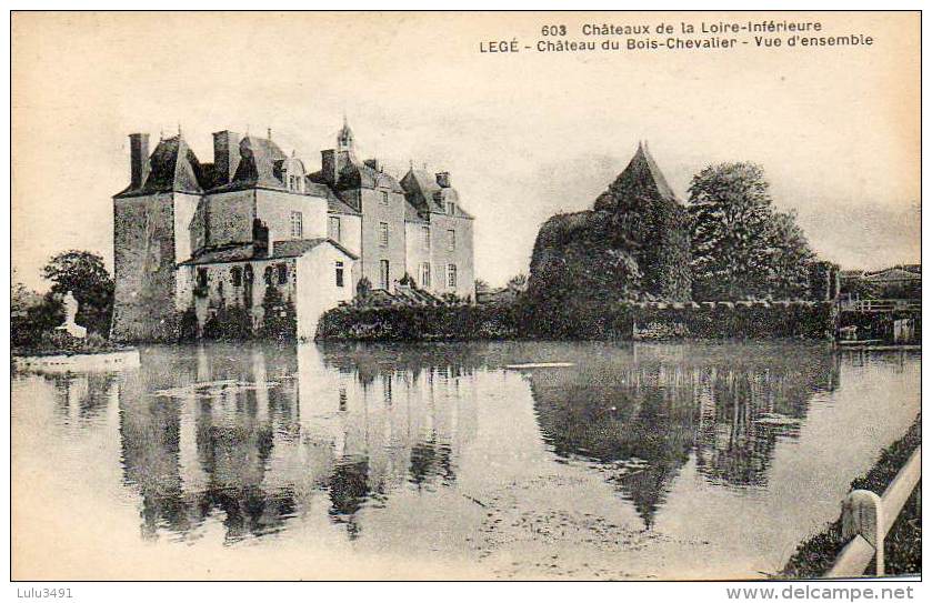 CPA - LEGE (44) - Château Du Bois-Chevalier Vue Côté Plan D'eau - Legé