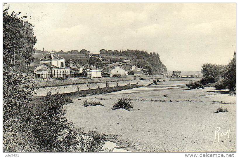 CPA - MAUVES-sur-LOIRE (44) - La GARE, Les Coteaux Et La Grève - Mauves-sur-Loire