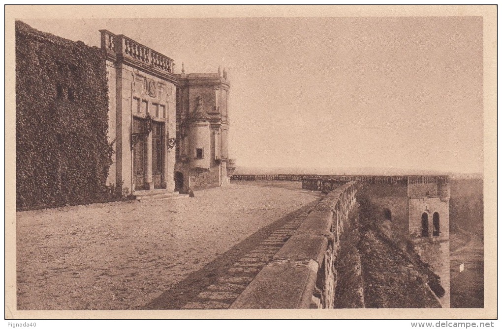 Cp , 26 , GRIGNAN , Le Château , Une Vue Des Terrasses (restauration De 1919) - Grignan