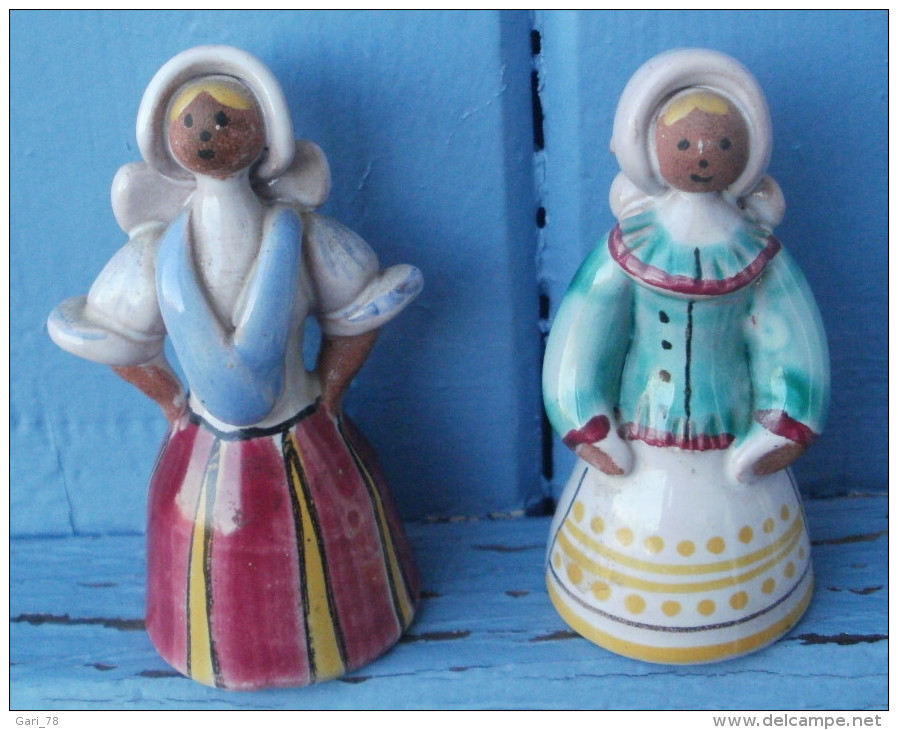 2 Figurines CZECHOSLOVAKIA Peint Main Hauteur 6 Cm - Personen