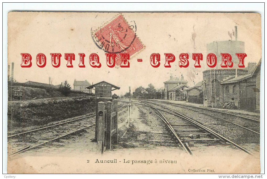 PRIX FIXE < CHATEAU D'EAU à La GARE D´AUNEUIL - CITERNE RESERVOIR - BAHNHOF - RAILWAY STATION - Water Towers & Wind Turbines