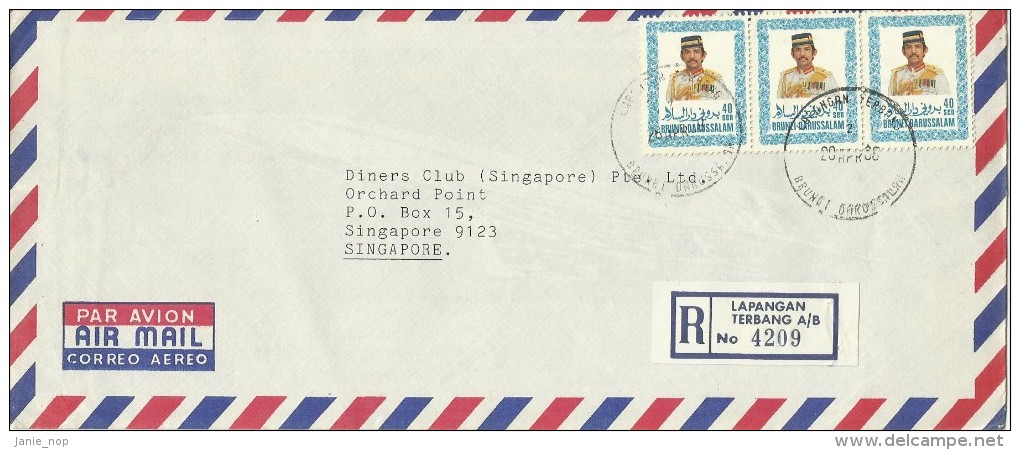 Brunei 1986 Registered Cover With 3x40s Stamps, From Lapangan To Singapore - Brunei (1984-...)