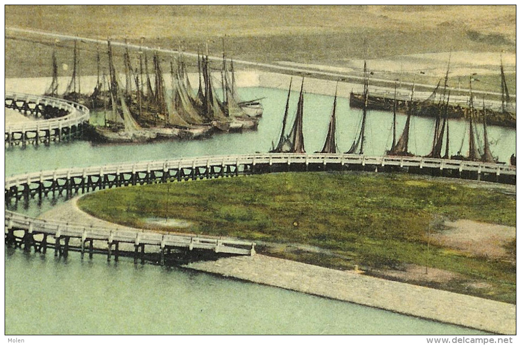 BASSIN DES PECHEURS Avec BATEAU De PECHE - HAVEN Met VISSER-BOOT ZEEBRUGGE In 1913 Deelgemeente Van BRUGGE   1682 - Zeebrugge