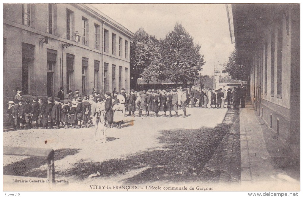 Vitry Le François,école Communale De Garçons - Vitry-le-François