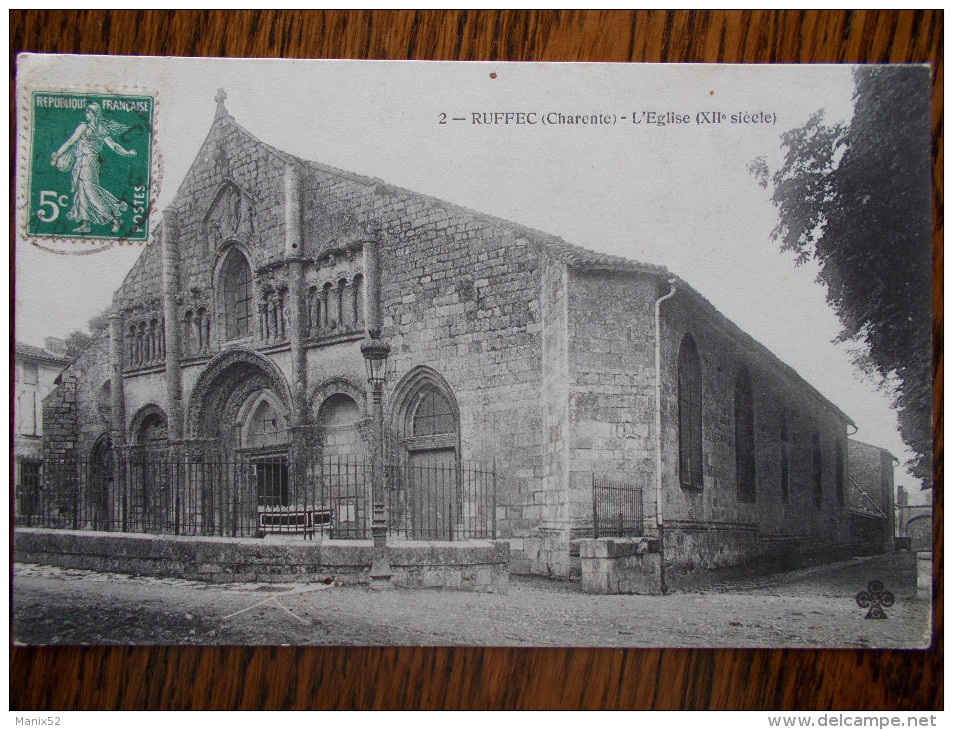 16 - RUFFEC - L´Eglise (XII° Siècle) - Ruffec