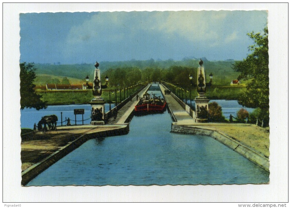 CP , 45 , BRIARE , Le Pont-Canal - Briare