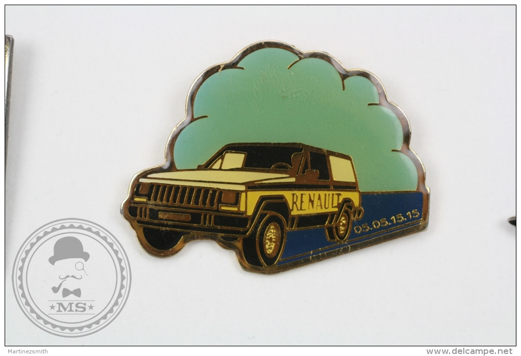 Renault All Road 4x4 Car  - Pin Badge #PLS - Renault