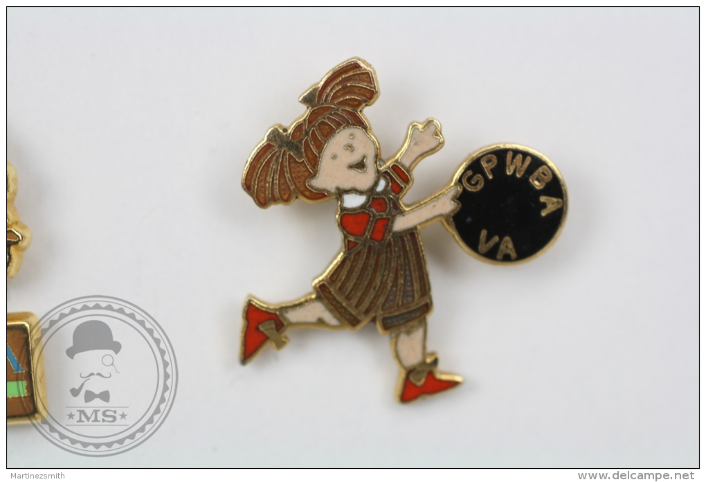 Little Girl Playing Bowling - GPWBA VA Bawling Club - Pin Badge #PLS - Bowling