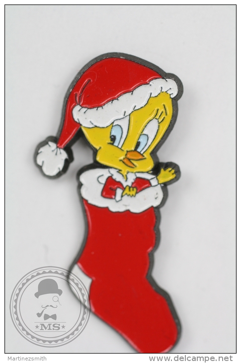 Tweety Bird In Christmas Stocking With Christmas Hat - Pin Badge #PLS - Bowling