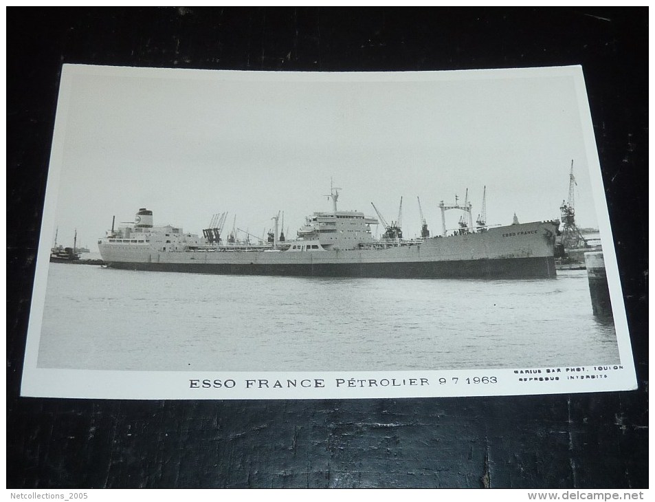 ESSO FRANCE PETROLIER 9 - 7 - 1963 - Marius Bar Phot, Toulon - BATEAU PETROLIER - Tankers