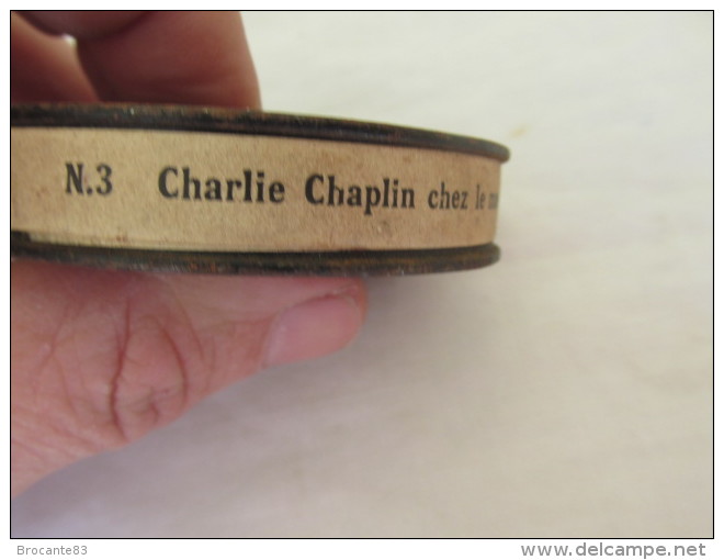 CHARLIE CHAPLIN CHEZ LE MASSEUR 3 FILM PATHE BABY F 3045 9,5 MM - Bobines De Films: 35mm - 16mm - 9,5+8+S8mm