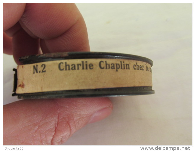 CHARLIE CHAPLIN CHEZ LE MASSEUR 3 FILM PATHE BABY F 3045 9,5 MM - Pellicole Cinematografiche: 35mm-16mm-9,5+8+S8mm