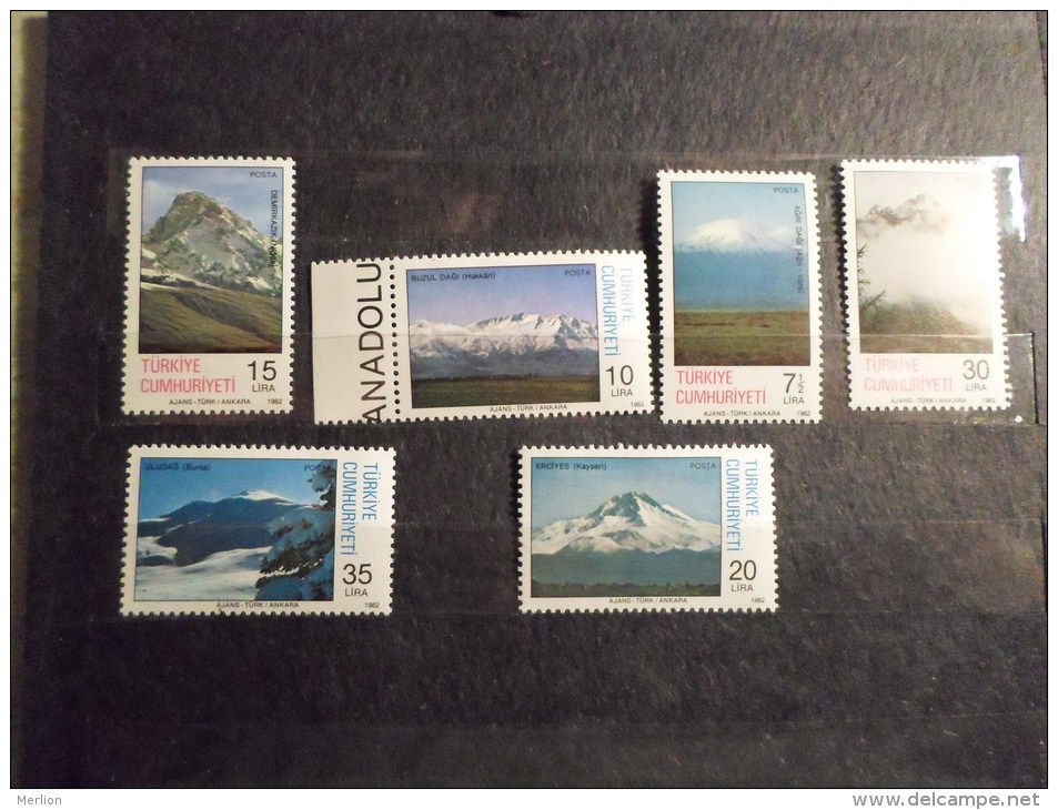 Turkey  - Mountains  - Mint, Unused Stamps     1982   MnH    J27.5 - Unused Stamps