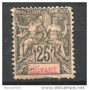 FRANCE  COLONIES  ( GUYANE  )  :    Y&amp;T  N°  37  TIMBRE  AVEC  BELLE  OBLITERATION , A  VOIR  . - Oblitérés