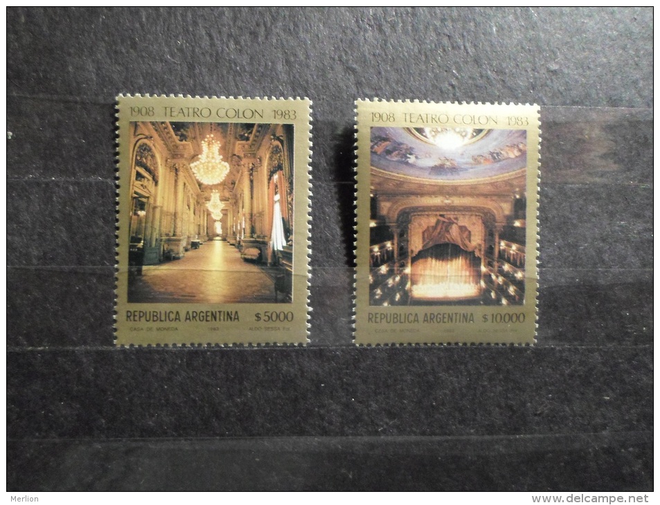 Argentina   -Teatro Colon  -   Mint, Unused Stamps     1983   MnH    J28.6 - Neufs