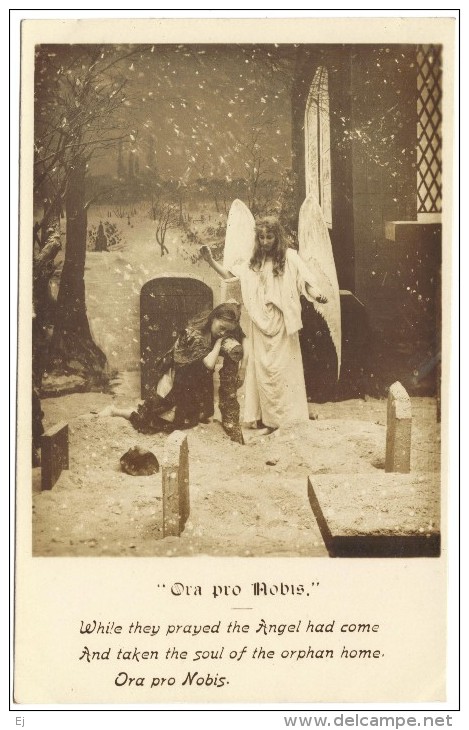 "Ora Pro Nobis" While They Prayed An Angel Had Come - Black & White Real Photo - Jas Bamforth Ltd - Angels