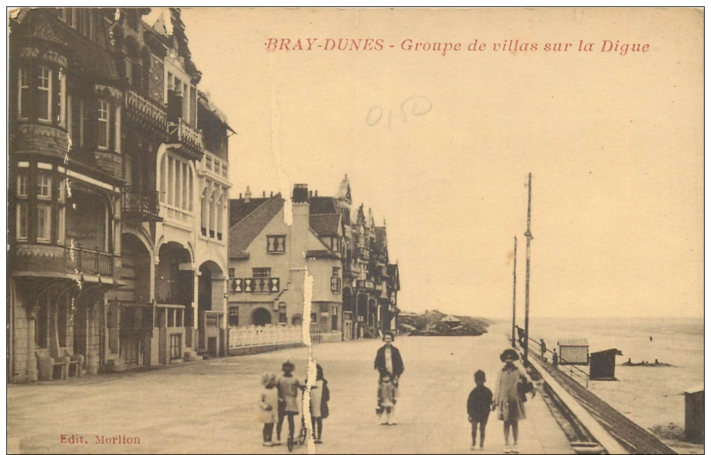 TOP 1095   CPA BRAY DUNES Groupe De Villas Sur La Digue       Belle Carte - Bray-Dunes