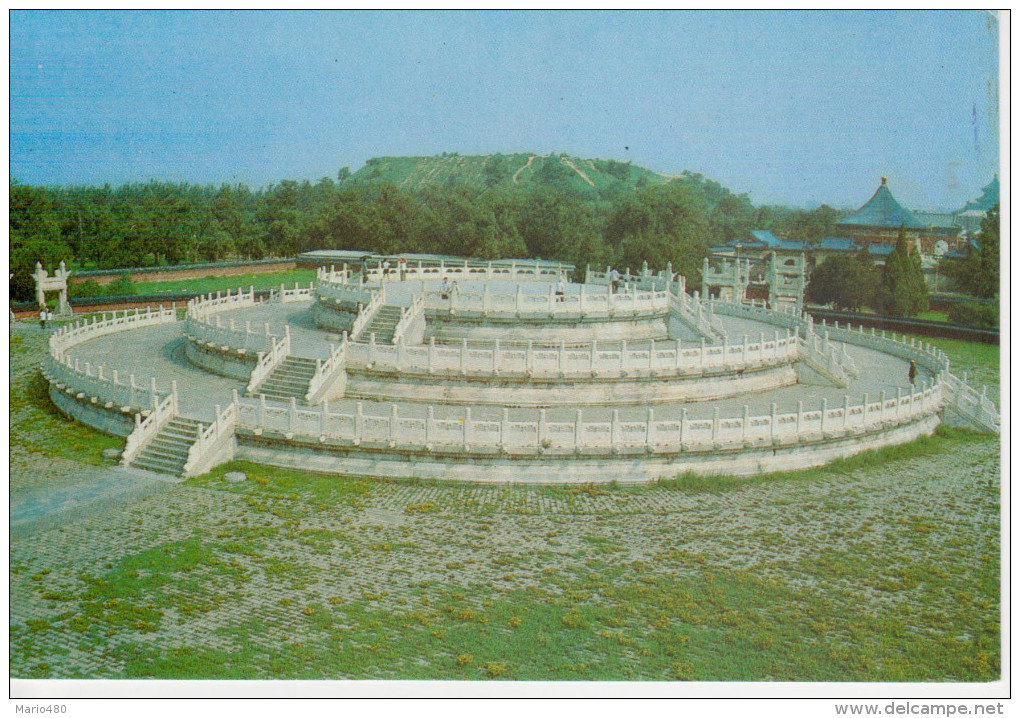 THE ROUND MARBLE PLATFORM    (NUOVA) - Cina