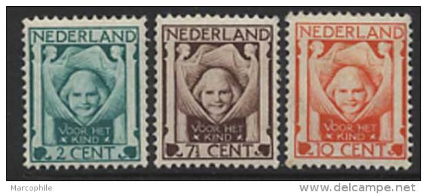 PAYS BAS - ENFANCE / 1924 SERIE COMPLETE  # 159 A 161 * / COTE 15.00 Euro (ref T1886) - Unused Stamps