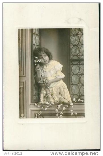 3 Card Carte Serie Flower Girl Blumenmädchen Vor Fenster Mit Rundglas Fleur Circulated 1908 Serie - Verzamelingen & Reeksen