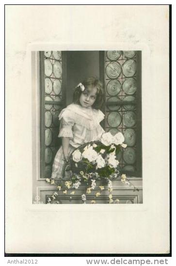 3 Card Carte Serie Flower Girl Blumenmädchen Vor Fenster Mit Rundglas Fleur Circulated 1908 Serie - Verzamelingen & Reeksen