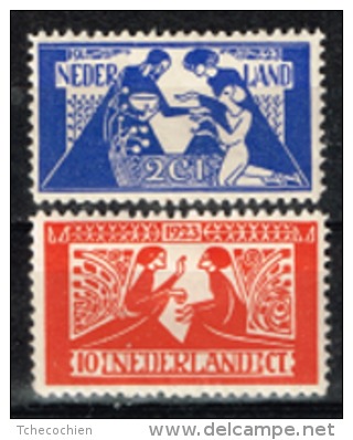 Pays-Bas - 1923 - Y&T N° 131 Et 132, Neufs Avec Traces De Charnières - Unused Stamps