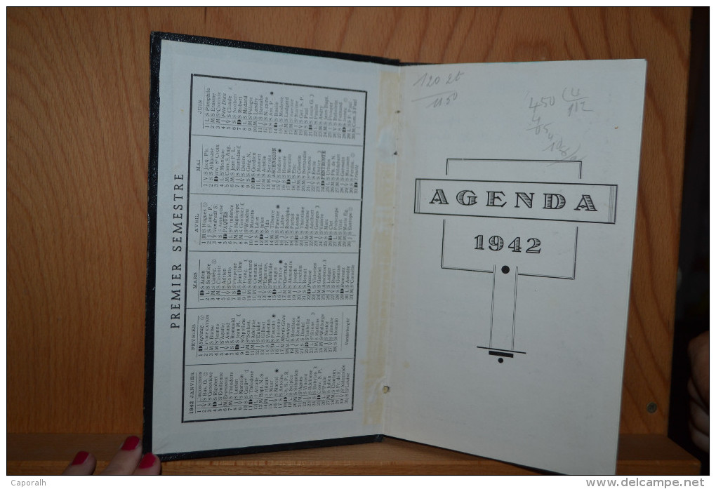 Agendas de 1941,1942, et 1944 rédigés au Cochetay à Gomzé Andoumont (Sprimont) accompagnés de notices généalogiques..