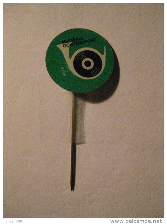 Pin Muzikale Ochtendpost (GA6037) - Muziek