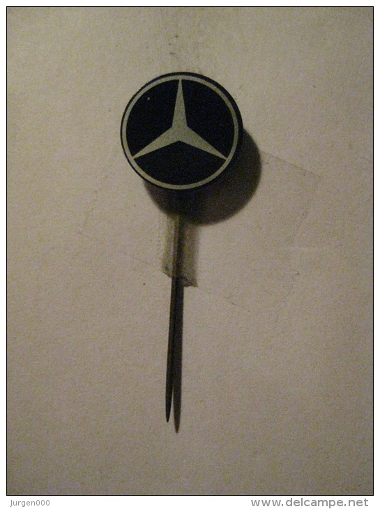 Pin Mercedes (GA6303) - Mercedes