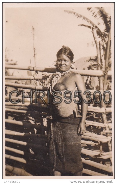 CARTE PHOTO - HANOI - VIETNAM - INDOCHINE - TYPE - SEIN NU - FEMME - ENFANT - BEBE - Vietnam