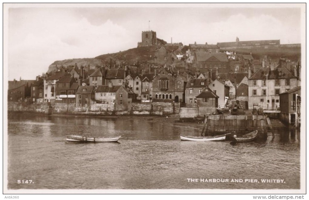 CPSM ROYAUME-UNI - The Harbour And Pier, Whitby - Whitby