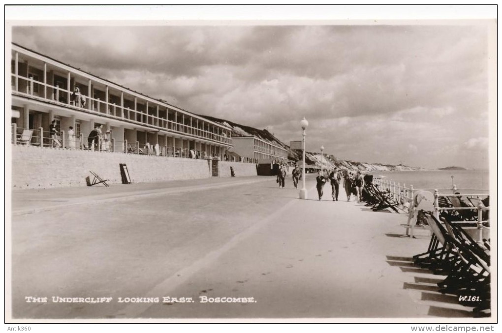 CPSM ROYAUME-UNI - The Undercliff Looking East, Boscombe - Bournemouth (from 1972)