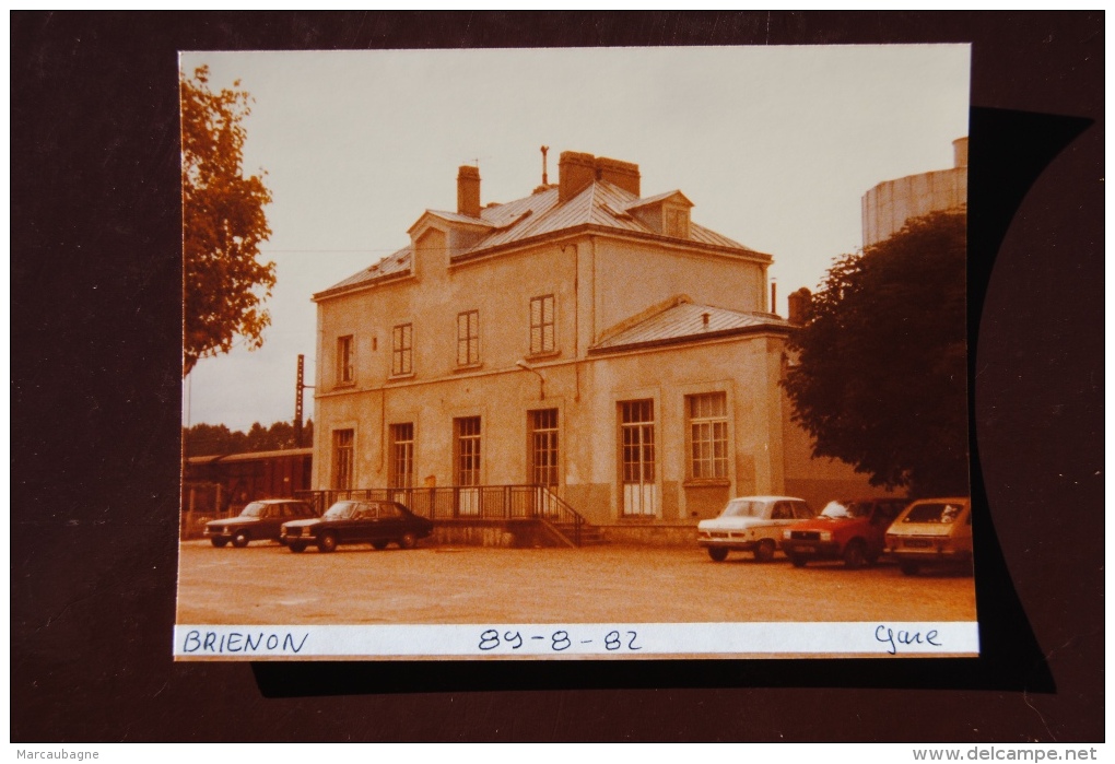 Photo - Gare DE BRIENON - Treinen