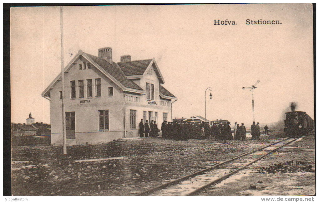 DB3316 - HOFVA - STATIONEN - TRAIN RAILWAY - Suède