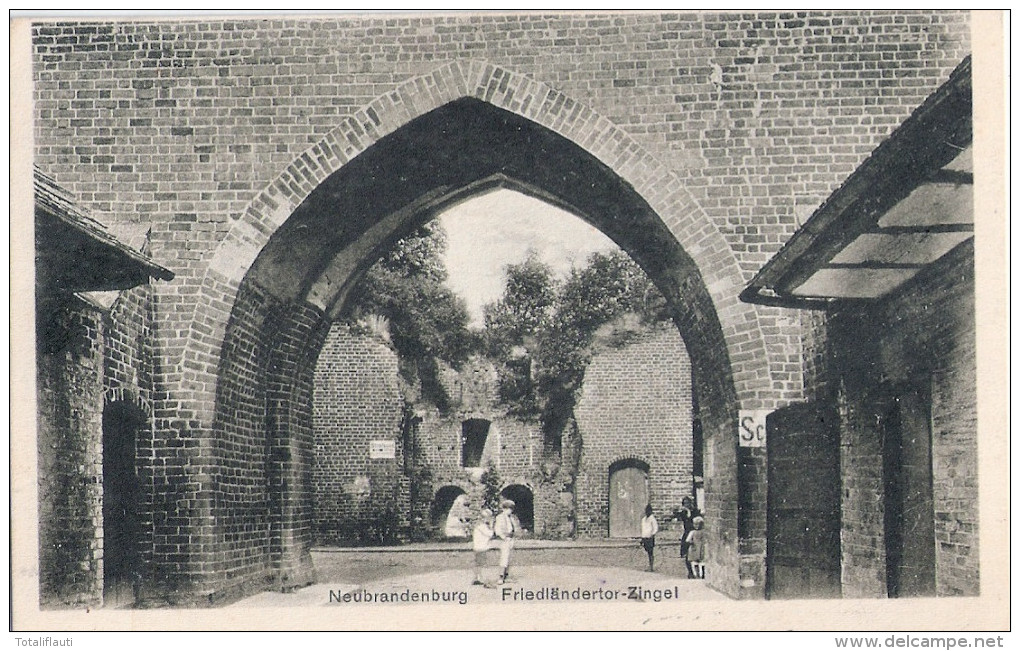 NEUBRANDENBURG Friedländer Tor Zingel Belebt Kinder 17.8.1929 Datiert - Neubrandenburg