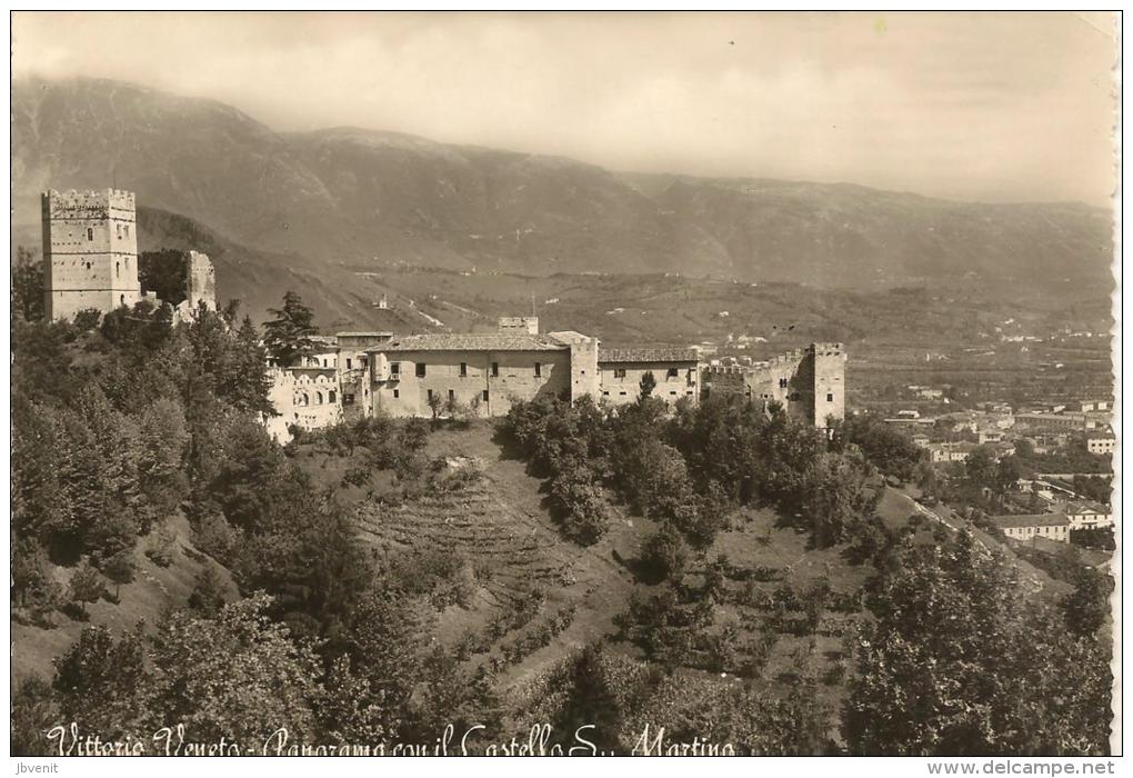 VITTORIO VENETO (TREVISO) - Panorama Con Il Castello S. Martino - Treviso