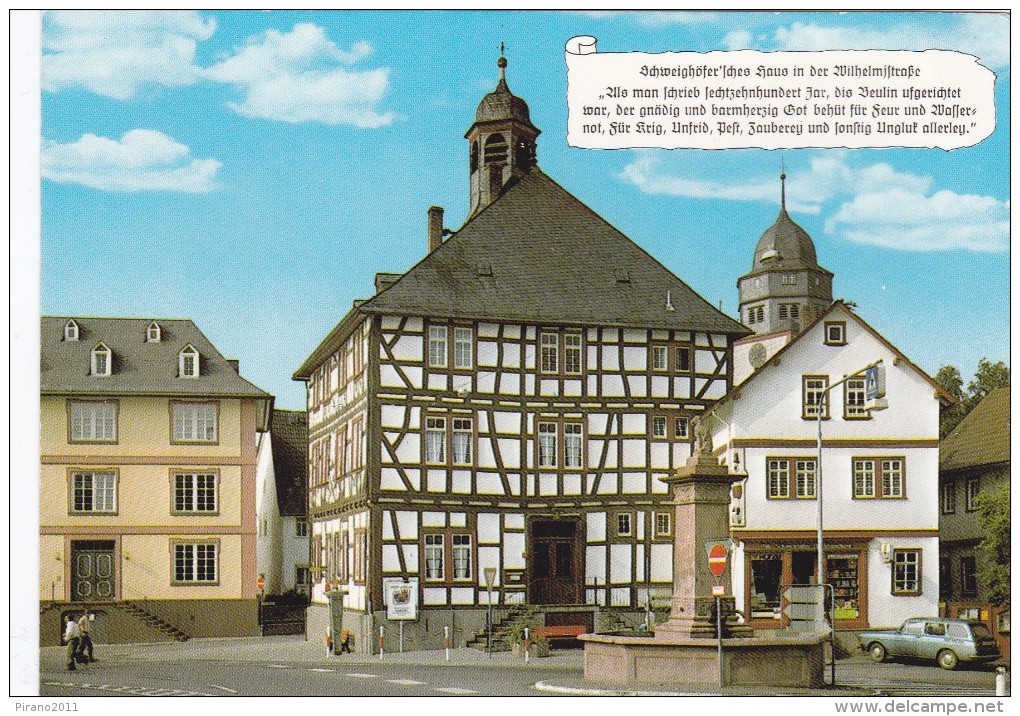 Usingen, Rathaus Und Schweighöfer`sches Haus - Usingen