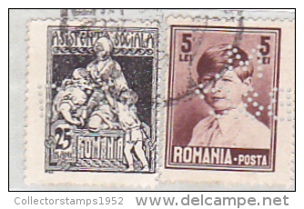 3622A   FRAGMENT STAMPS PERFINS ROMANIA. - Perfins