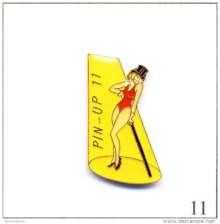 Pin´s - Pin´ Up - Pin´Up N# 11. Est. Ananas Production. Epoxy. T310-11 - Pin-ups