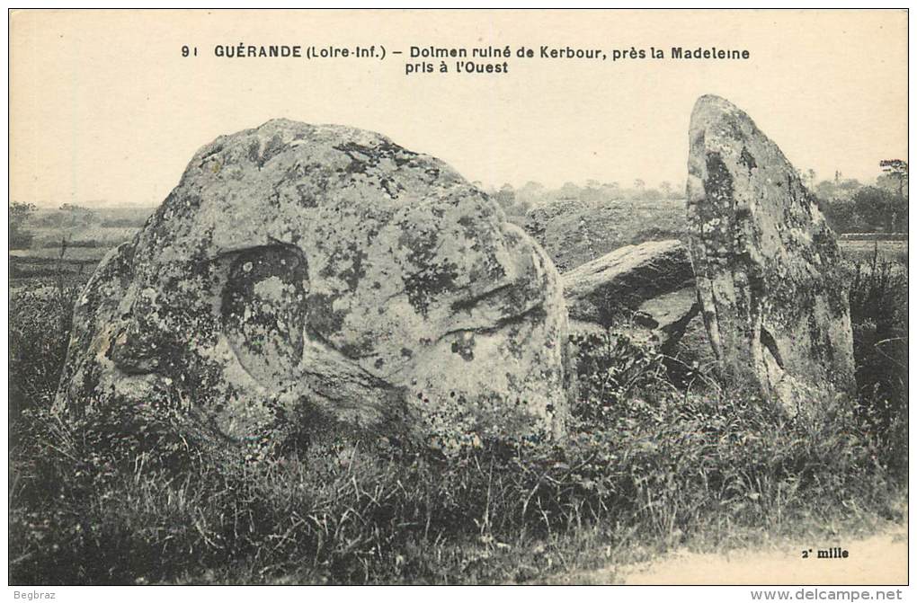 DOLMEN RUINE DE KERBOUR     GUERANDE - Dolmen & Menhirs