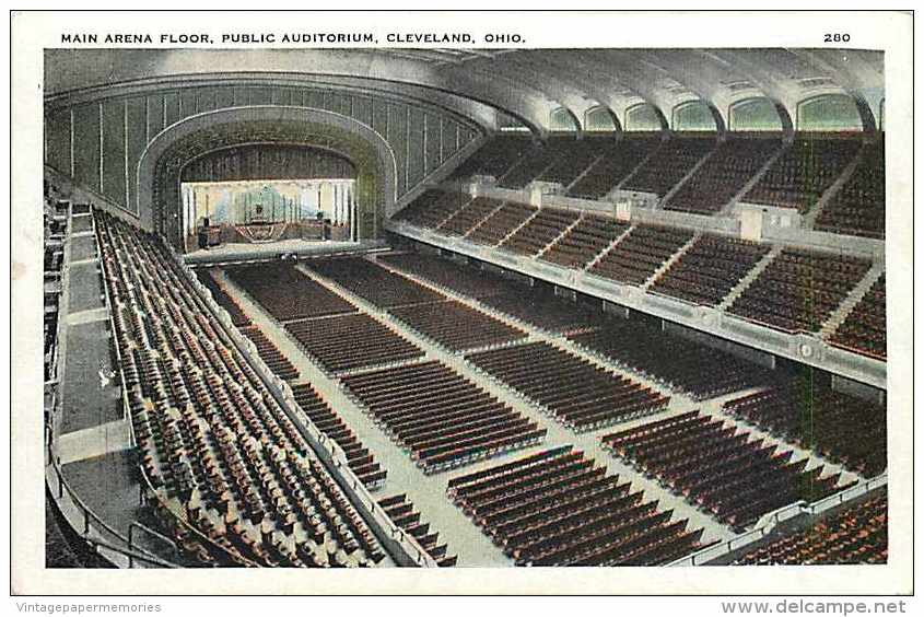 235165-Ohio, Cleveland, Public Auditorium, Main Arena Floor, Clenoco No 118601-280 - Cleveland