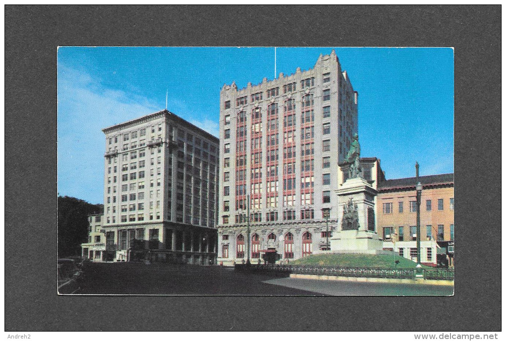 PORTLAND - MAINE - MONUMENT SQUARE - PUB. BY EASTERN ILLUSTRATING - Portland