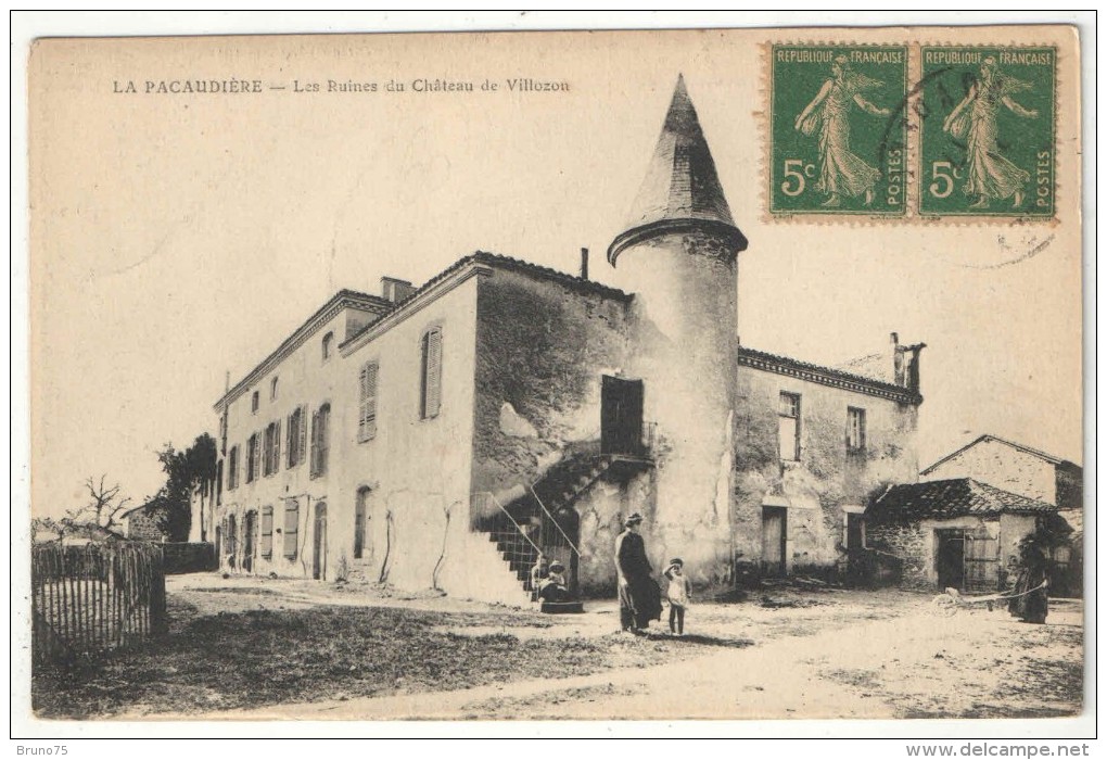 42 - LA PACAUDIERE - Les Ruines Du Château De Villozon - La Pacaudiere